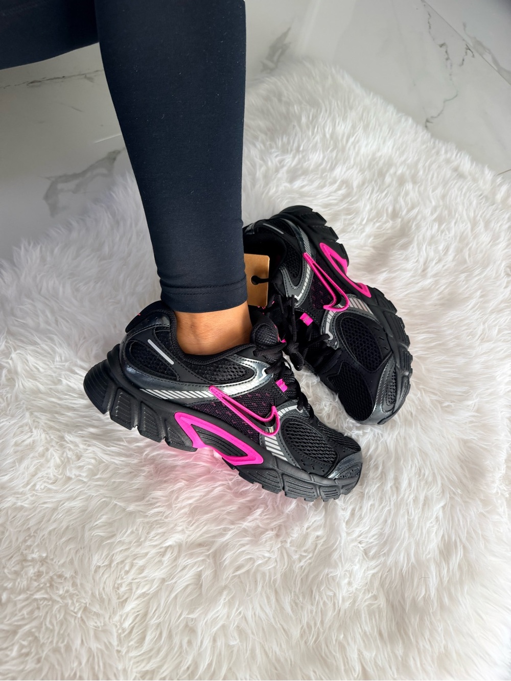 Nike V5 RNR - Picture 4 of 10